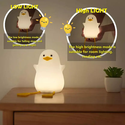 Creative duck-shaped LED lamp, USB, for a children's room